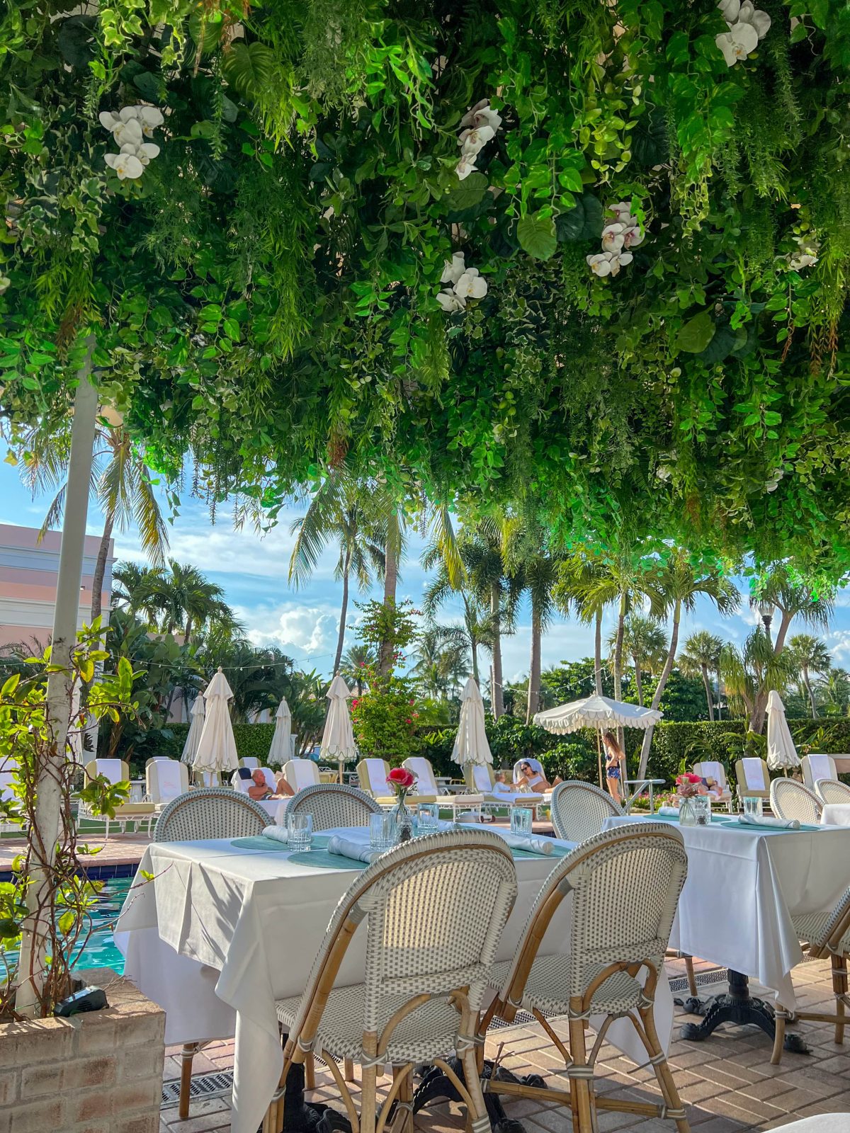 Poolside, Swifty's restaurant at The Colony Hotel in Palm Beach